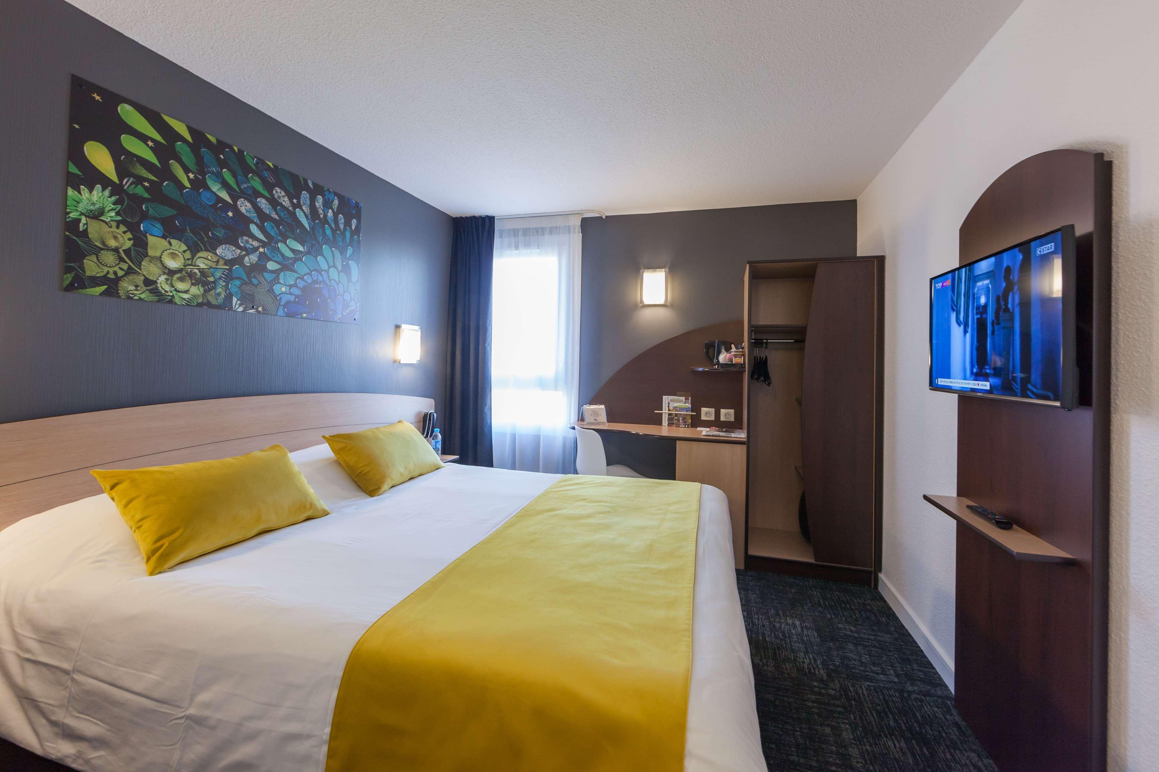 Kyriad Niort-Espace Mendesfrance Ngoại thất bức ảnh