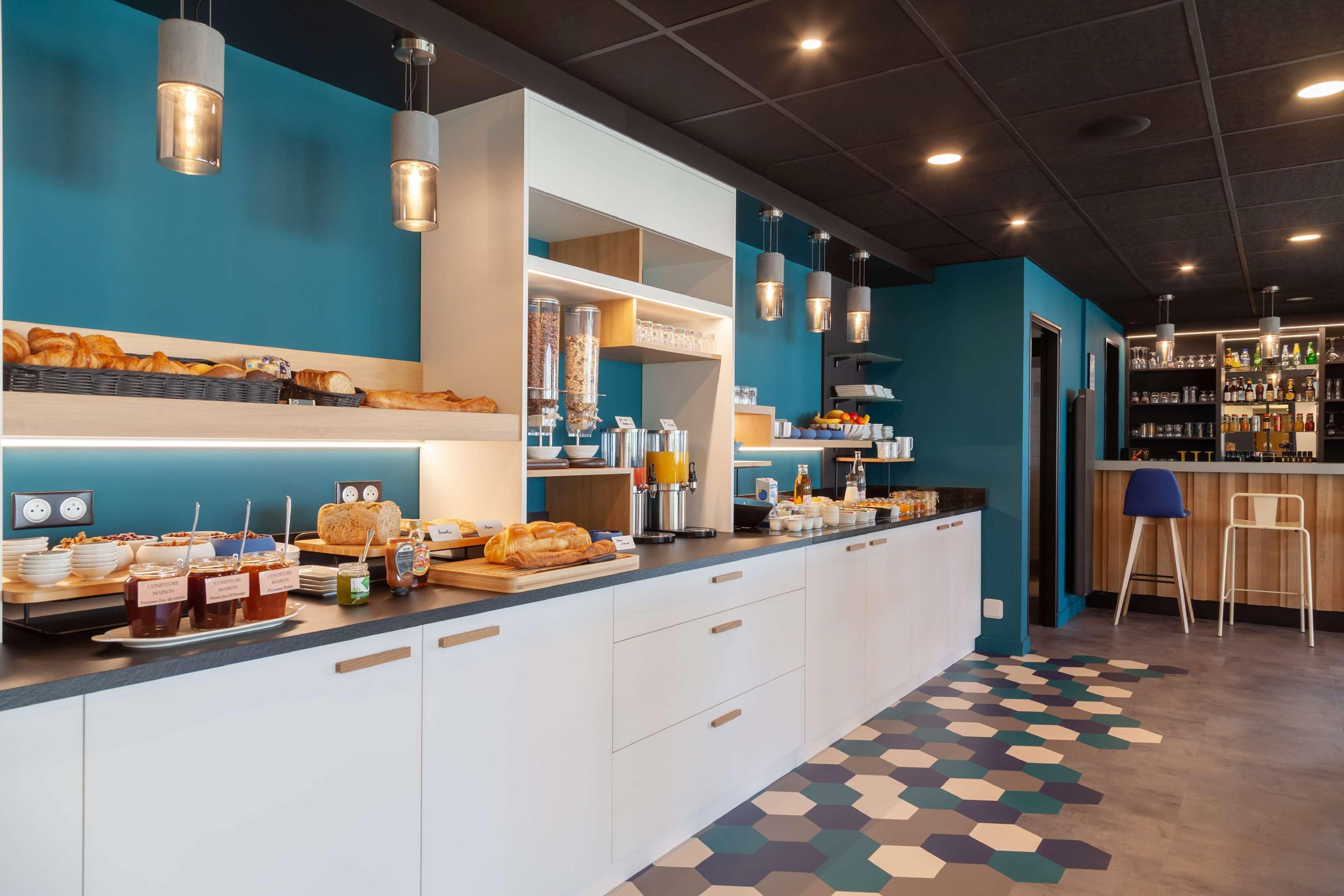 Kyriad Niort-Espace Mendesfrance Ngoại thất bức ảnh