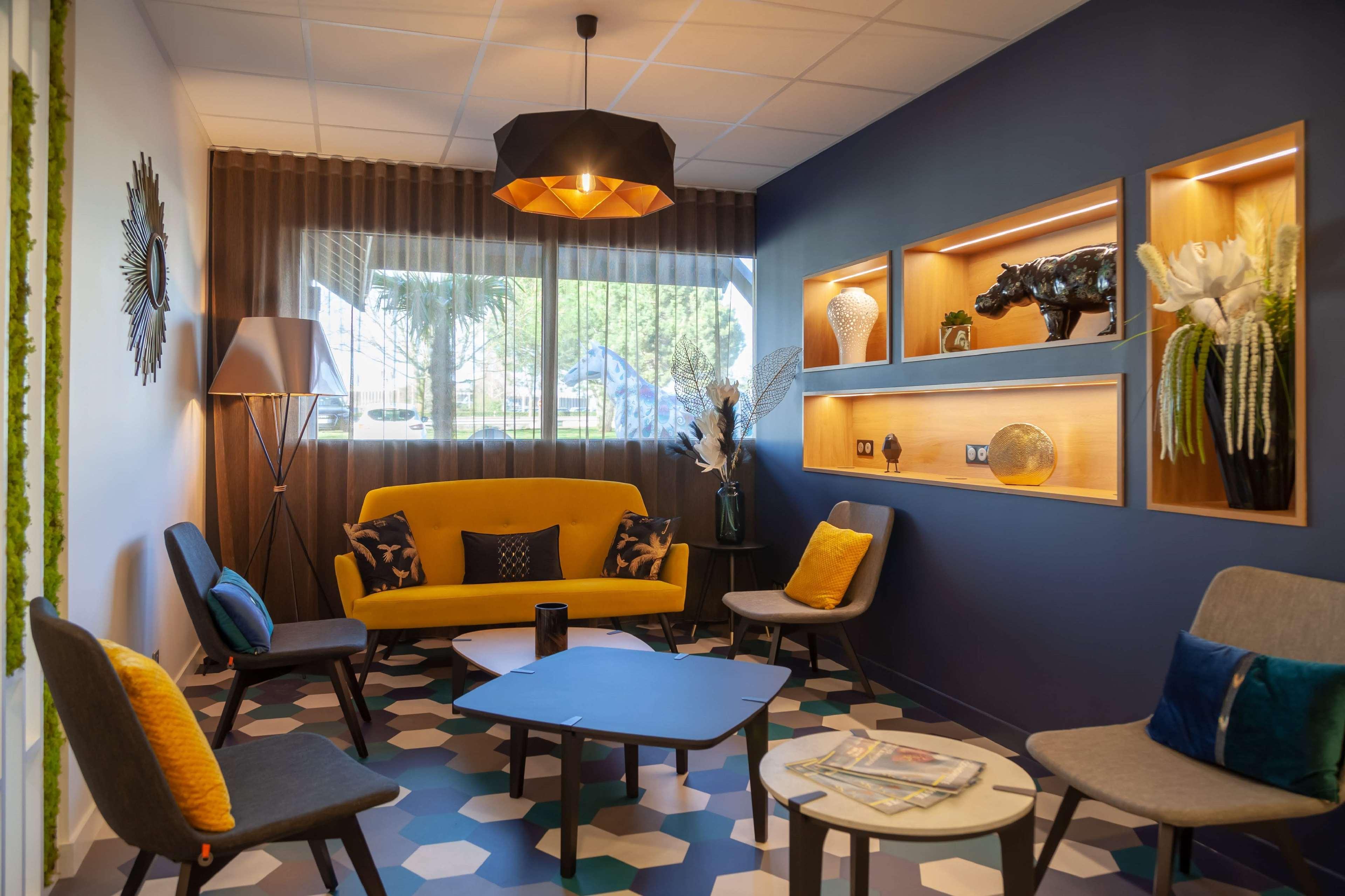 Kyriad Niort-Espace Mendesfrance Ngoại thất bức ảnh
