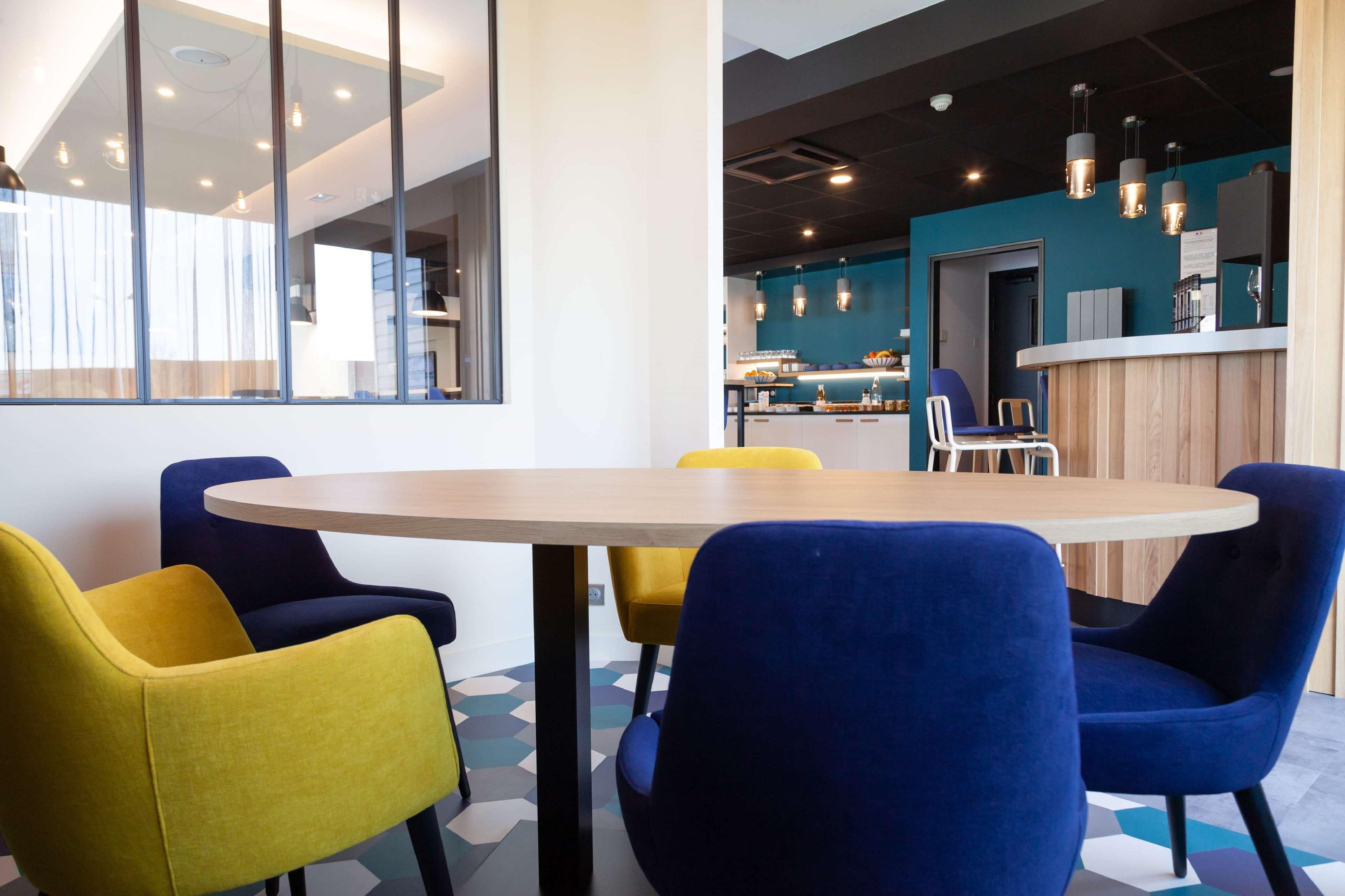 Kyriad Niort-Espace Mendesfrance Ngoại thất bức ảnh