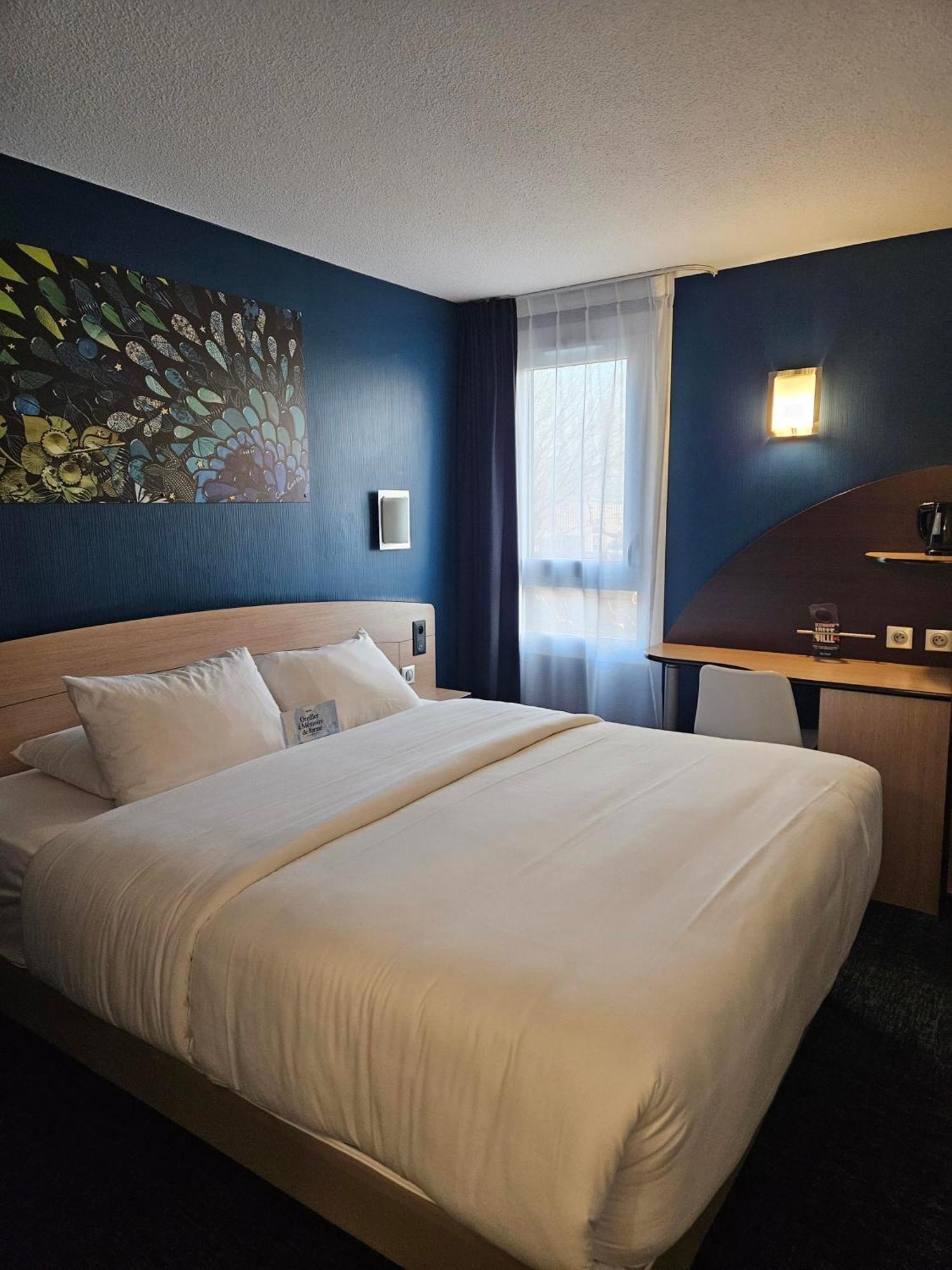 Kyriad Niort-Espace Mendesfrance Ngoại thất bức ảnh